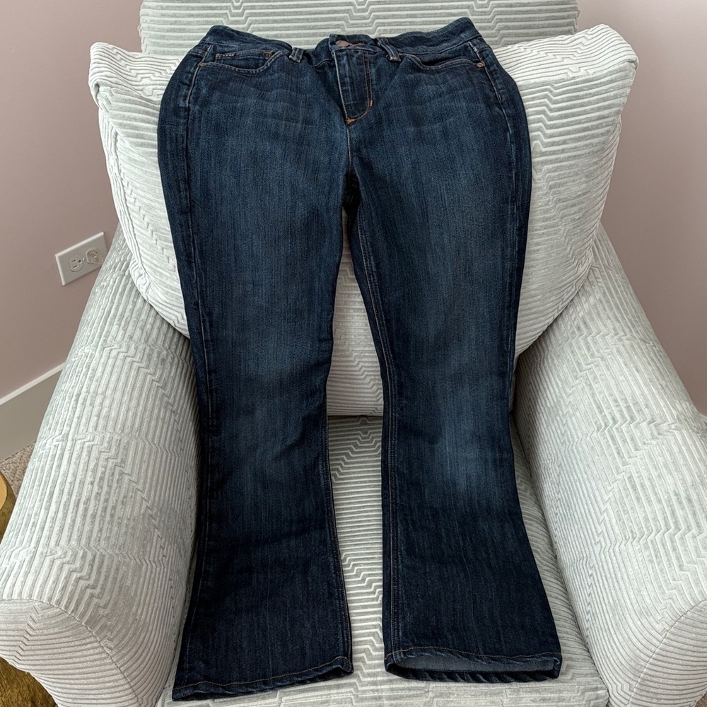 Joe's Jeans Muse Dark Blue Boot Cut Low Rise Jeans. 5 Pockets. Size 27